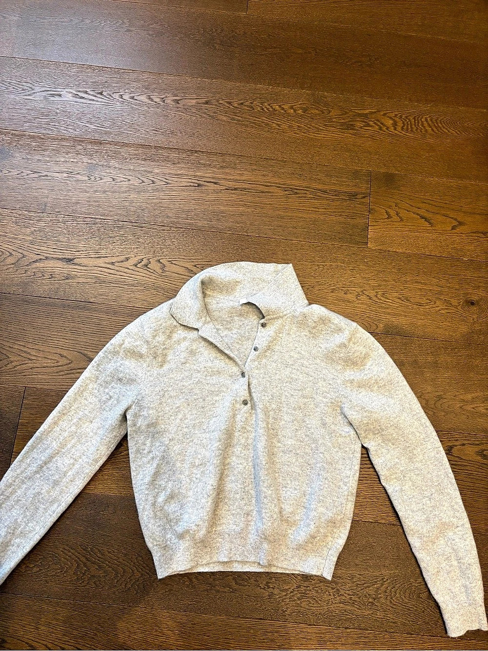 Aritzia Cellini Sweater Gray Like New